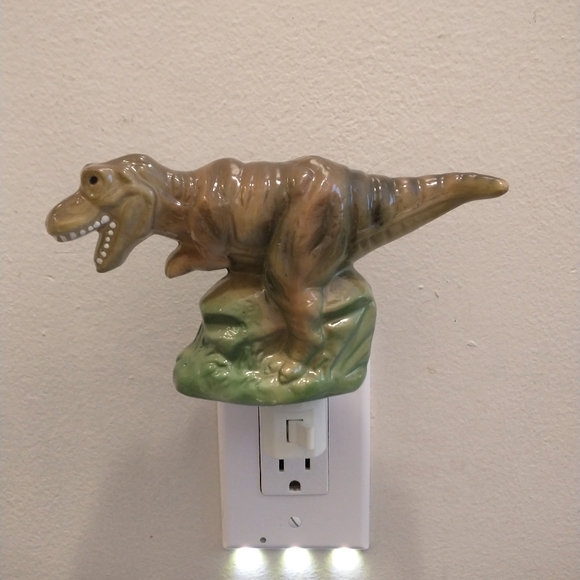 Porcelain Night Light - Picture 15 of 16